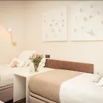 8 Guests Elegant Penthouse In Barcelona